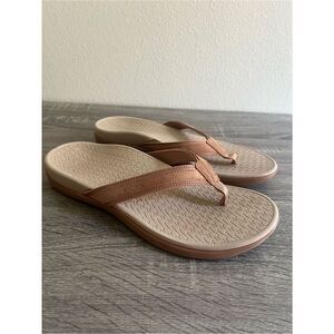 New Vionic Tide II Women’s Tan Suede Orthotic Flip Flop Sandals Size 11